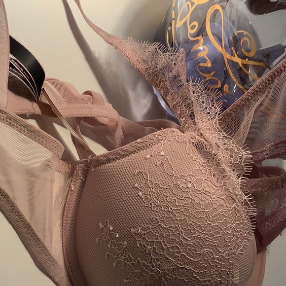 New Victoria Secret Bra Lace Sexy 32C Push Up #E11 - Picture 7 of 9